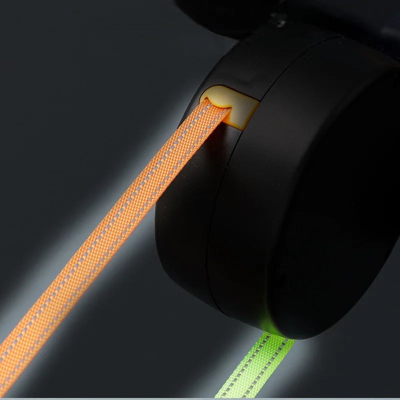 Dual Retractable Dog Lead UK with LED,No Tangle 360° Lead for Two Dogs