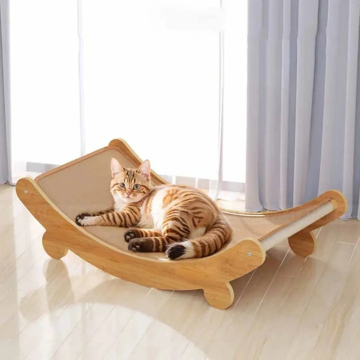 Wooden Cat Scratching Bed with Sisal | Durable Cat Scratcher & Lounger